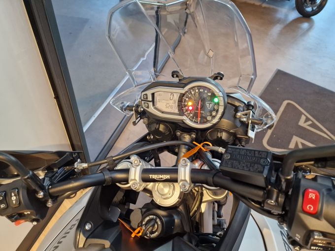 TRIUMPH TIGER 800 XRX LOW 4