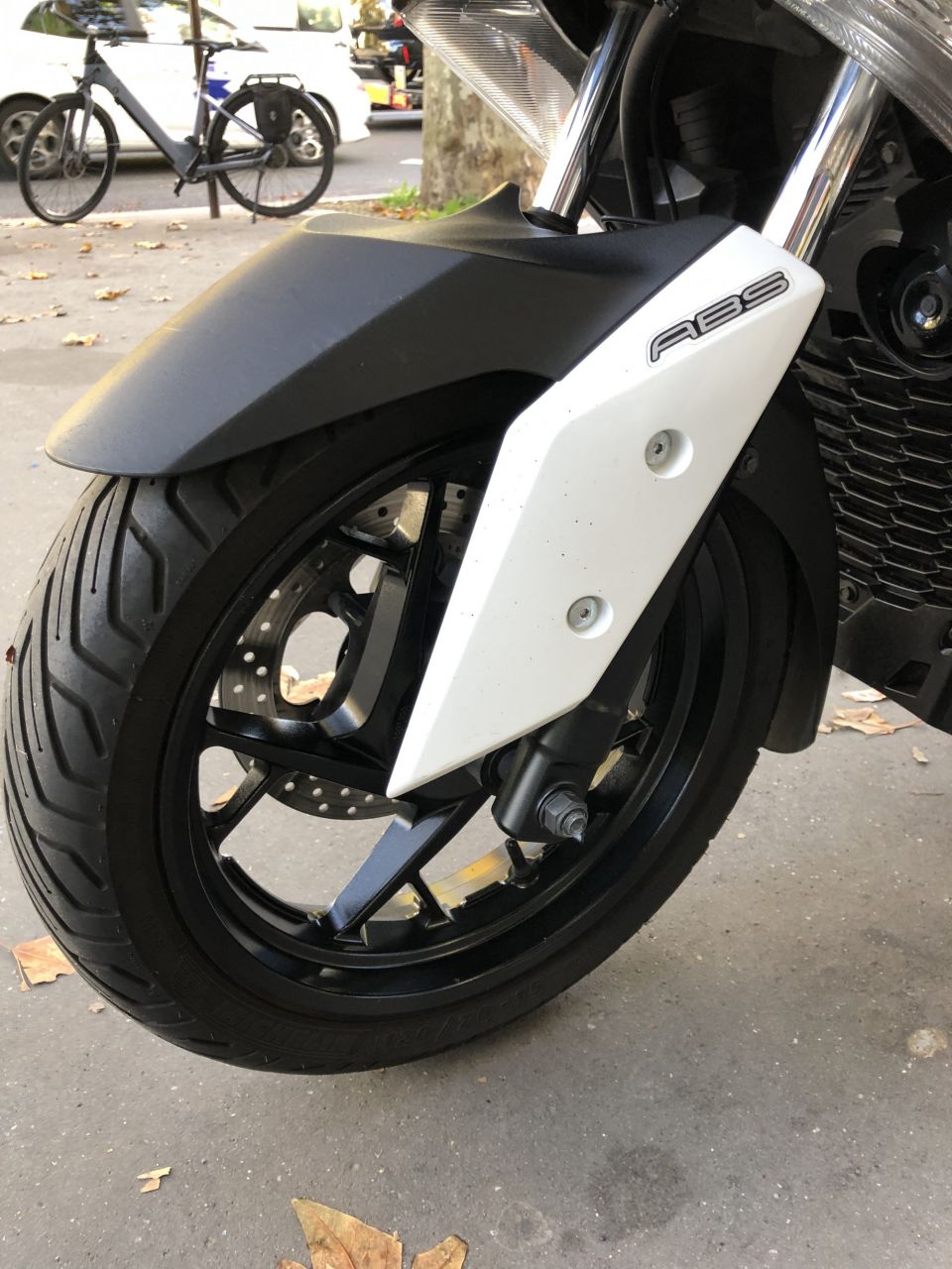 YAMAHA XMAX 300 4