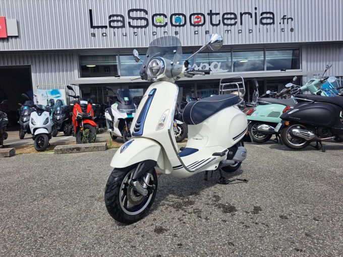 VESPA PRIMAVERA 125 YATCH 4