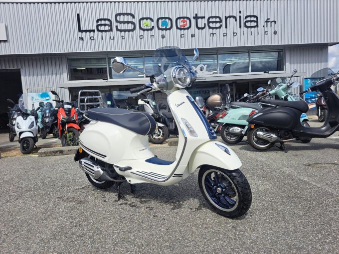 VESPA PRIMAVERA 125 YATCH 4