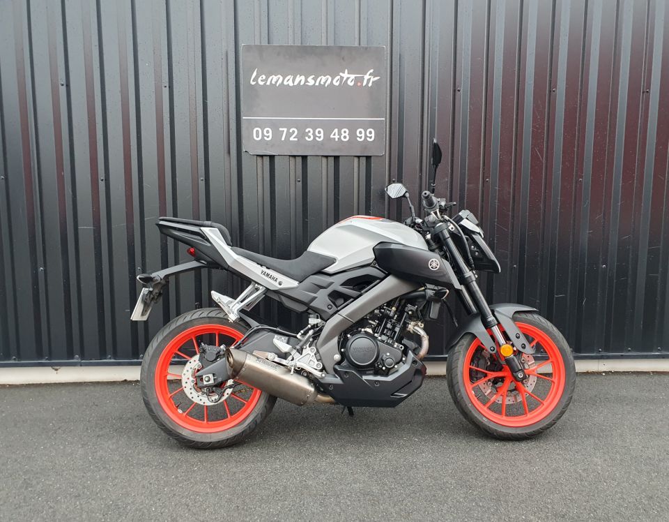 YAMAHA MT-125 ABS 4