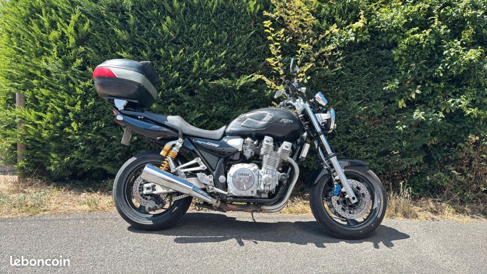 YAMAHA XJR 1300 4