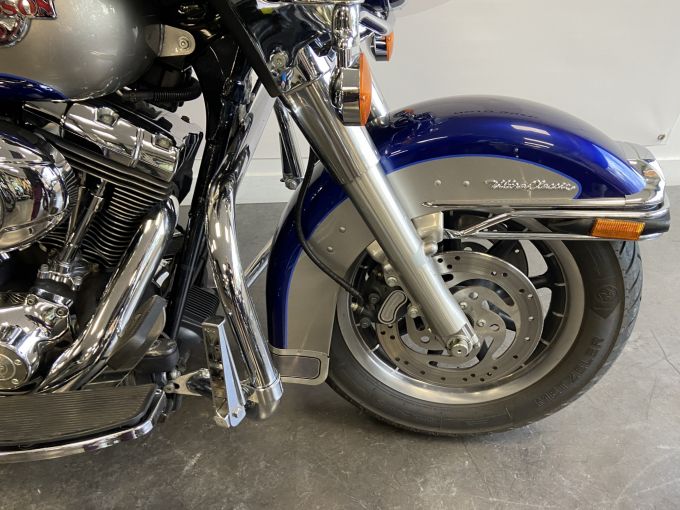 HARLEY-DAVIDSON TOURING ELECTRA GLIDE 1584 ULTRA CLASSIC 4