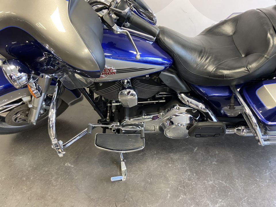 HARLEY-DAVIDSON TOURING ELECTRA GLIDE 1584 ULTRA CLASSIC 4
