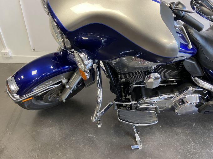 HARLEY-DAVIDSON TOURING ELECTRA GLIDE 1584 ULTRA CLASSIC 4