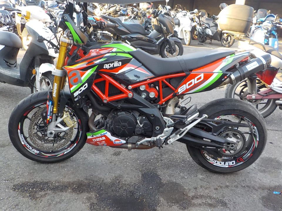 APRILIA DORSODURO 900 ABS 4