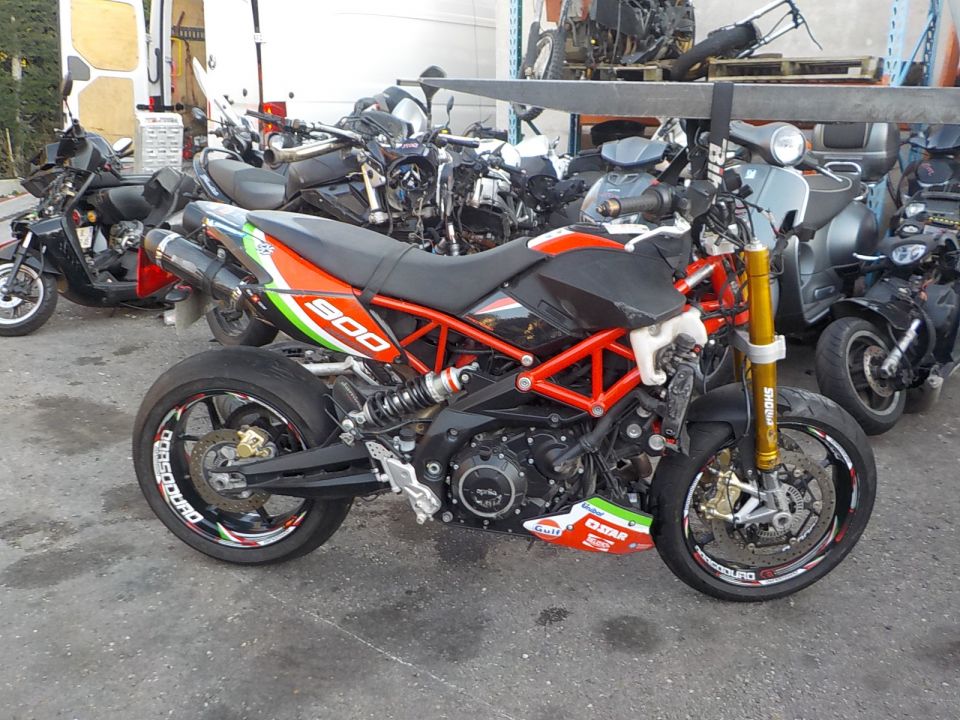 APRILIA DORSODURO 900 ABS 4