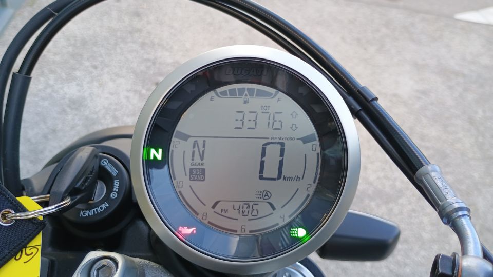 DUCATI SCRAMBLER 800 FLAT TRACK PRO 4