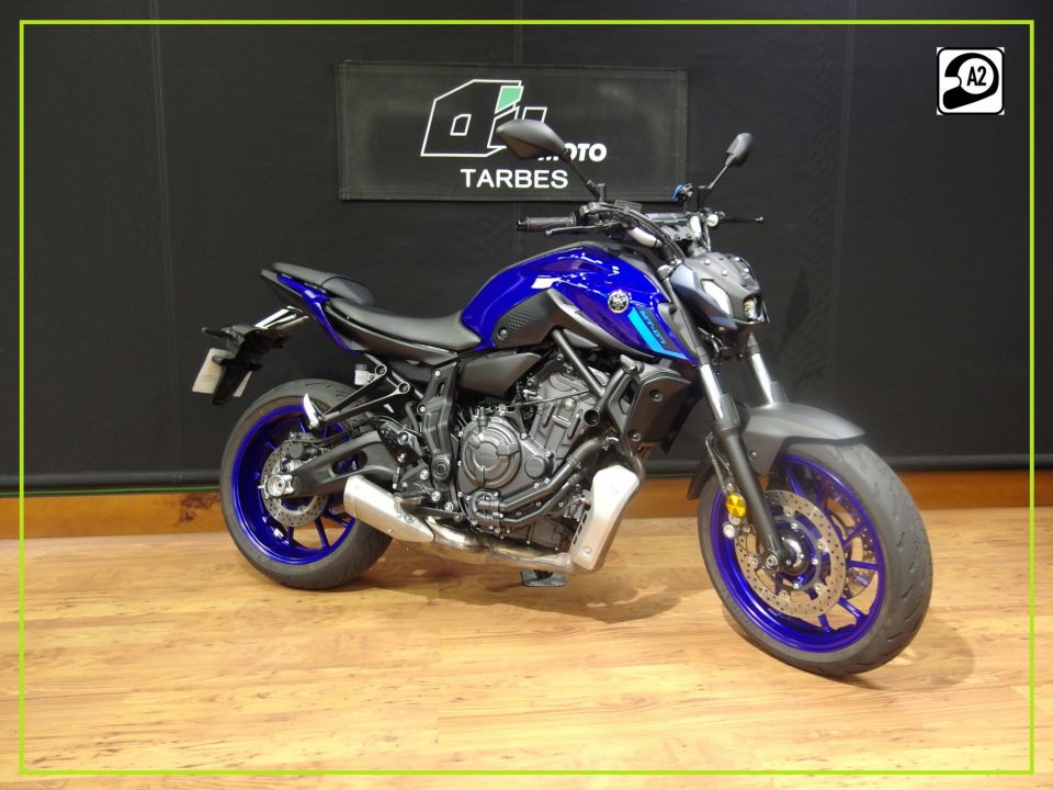 YAMAHA MT-07 (47.5CV) 4