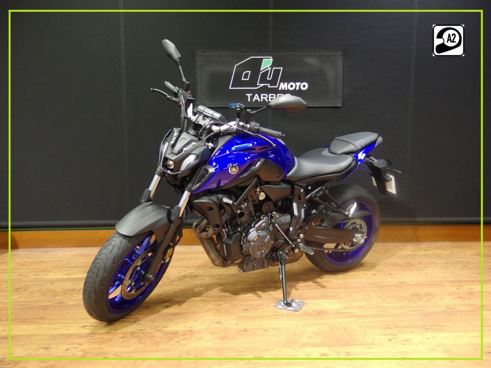 YAMAHA MT-07 (47.5CV) 4