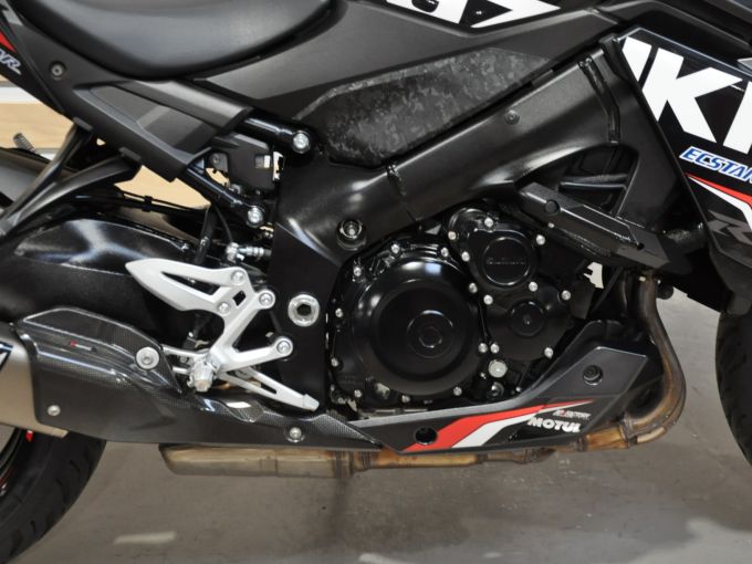 SUZUKI GSX-S 950 A2 4