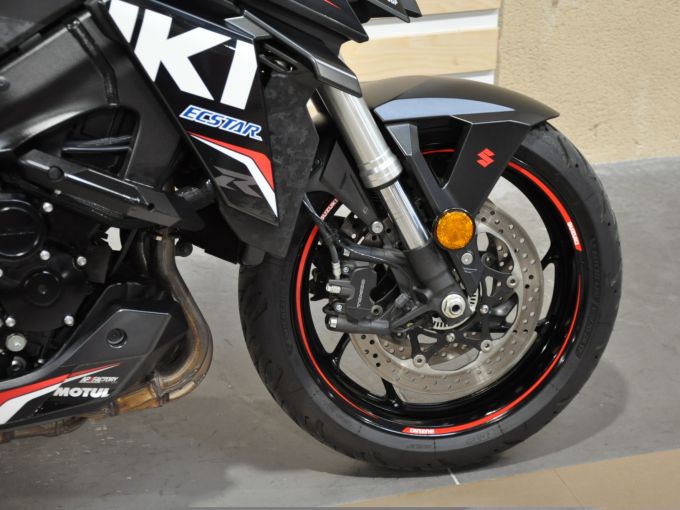 SUZUKI GSX-S 950 A2 4