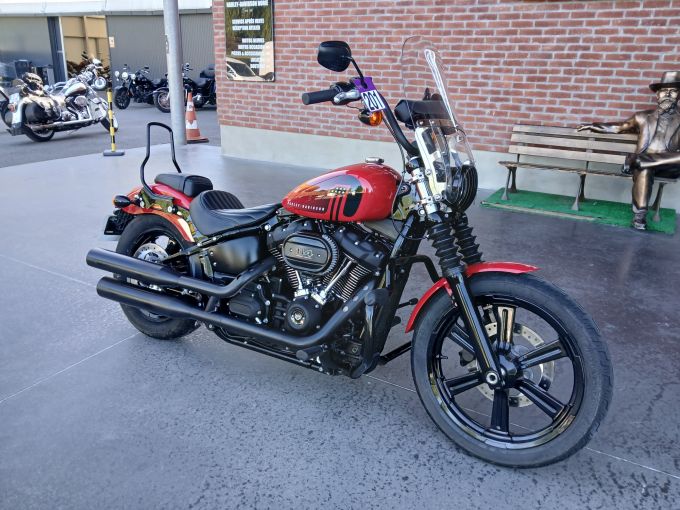 HARLEY-DAVIDSON SOFTAIL STREET BOB 1868 4