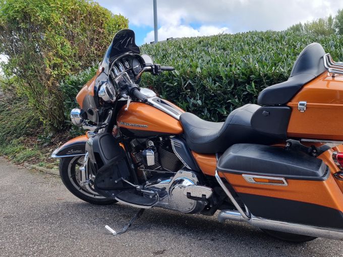 HARLEY-DAVIDSON TOURING ELECTRA GLIDE 1690 LIMITED 4