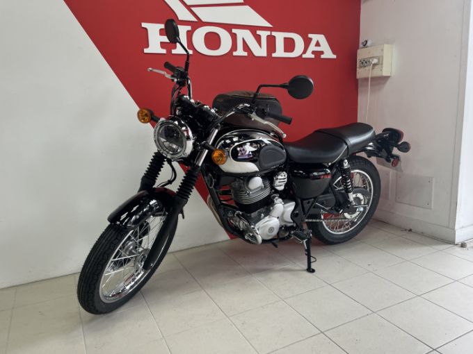 KAWASAKI W 800 4
