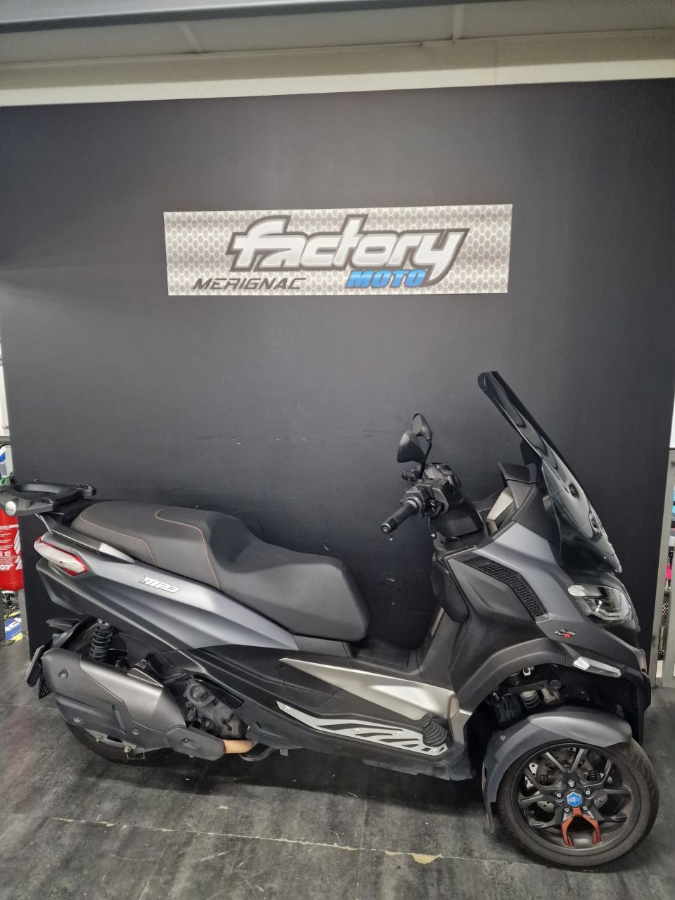 PIAGGIO MP3 530 HPE EXCLUSIVE 4