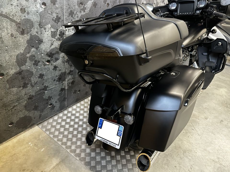 INDIAN ROADMASTER DARK HORSE 1890 4