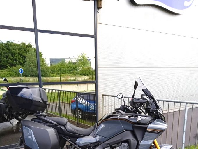 YAMAHA TRACER 9 GT + 4