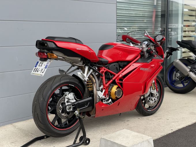 DUCATI 999 4