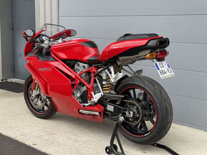 DUCATI 999 4