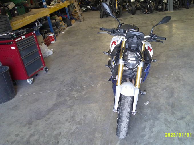 BMW F 900 R 4