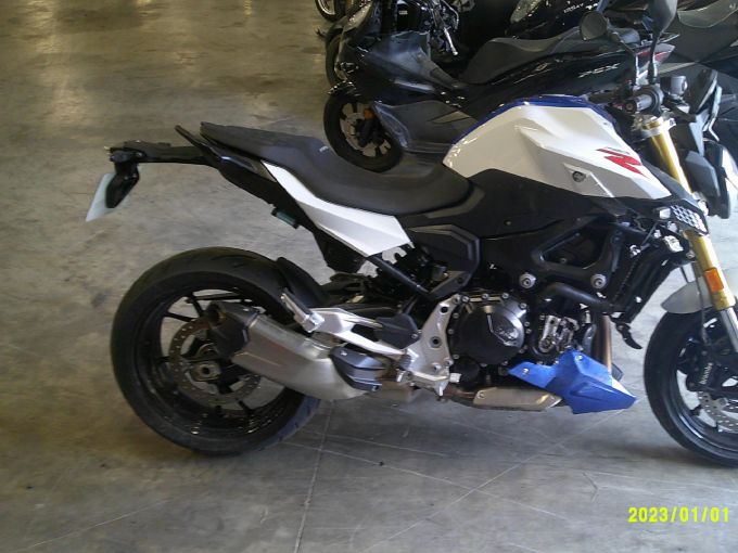 BMW F 900 R 4