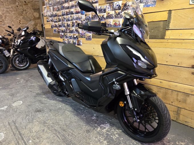 HONDA ADV 350 4