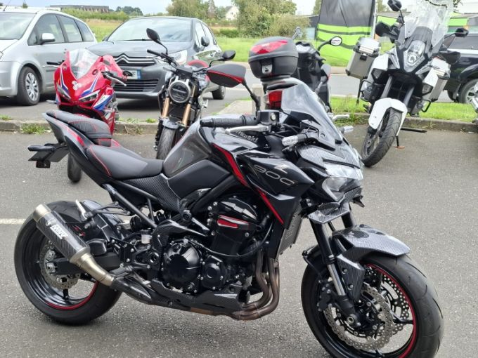KAWASAKI Z 900 4