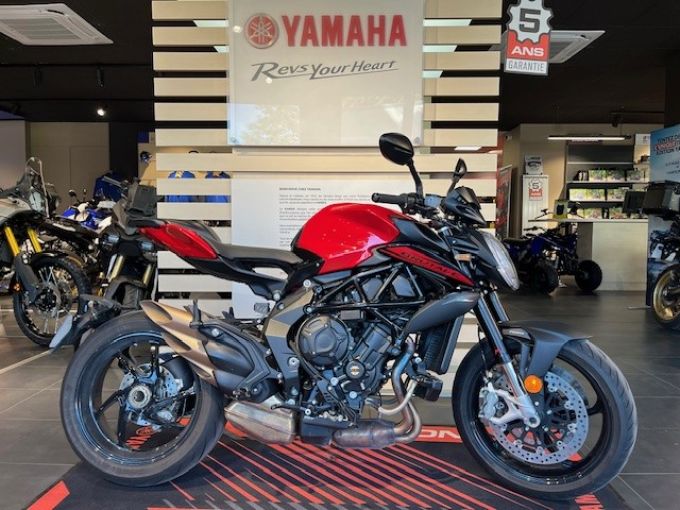 MV AGUSTA BRUTALE 800 4