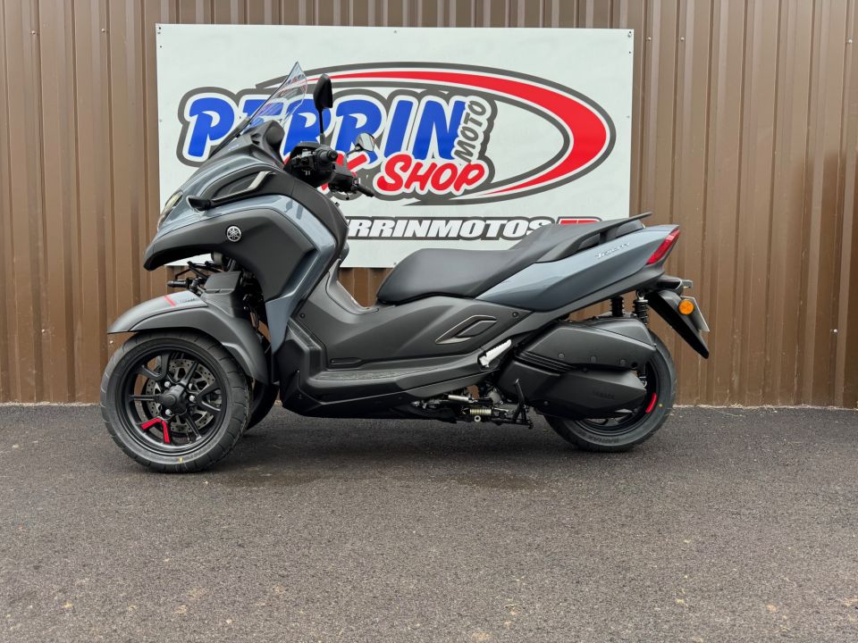 YAMAHA TRICITY 300 4