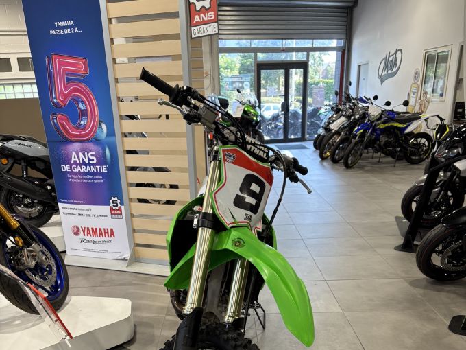 KAWASAKI KXF 450 4