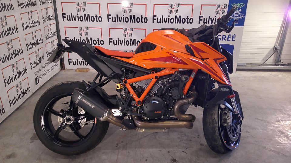 KTM 1390 SUPER DUKE R 4