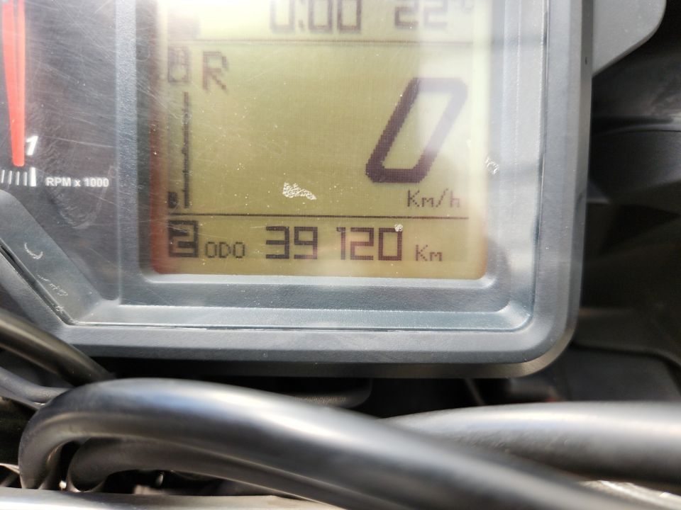 APRILIA SHIVER 750 4