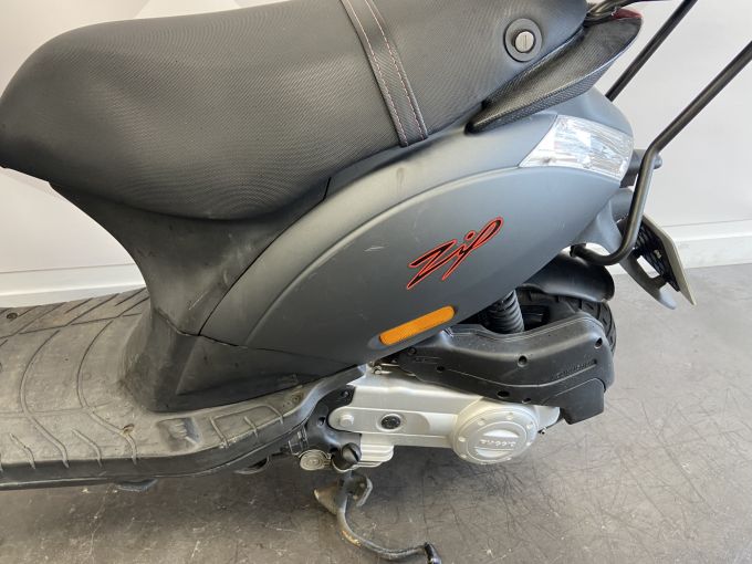 PIAGGIO ZIP 50 4T 4
