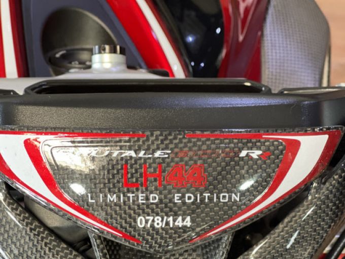 MV AGUSTA BRUTALE 800 EAS 4
