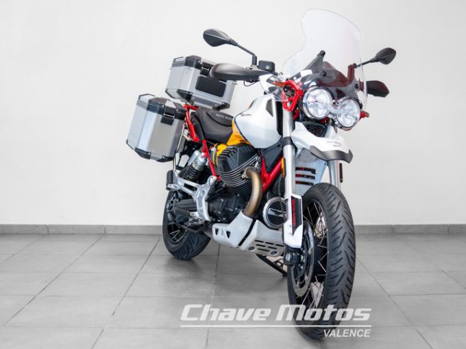MOTO GUZZI V85 TT 4