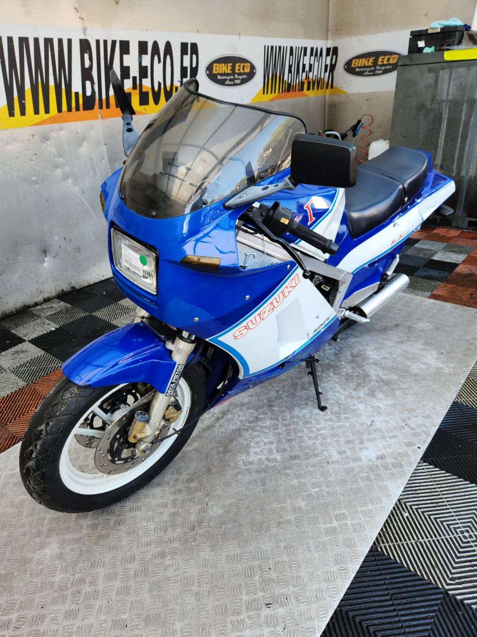SUZUKI RG 400 4