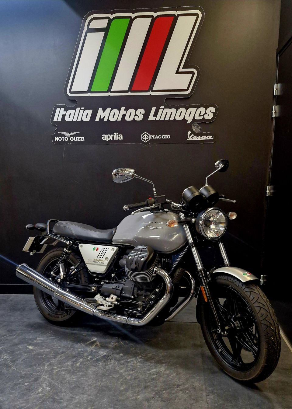 MOTO GUZZI V7 III MILANO 750 4