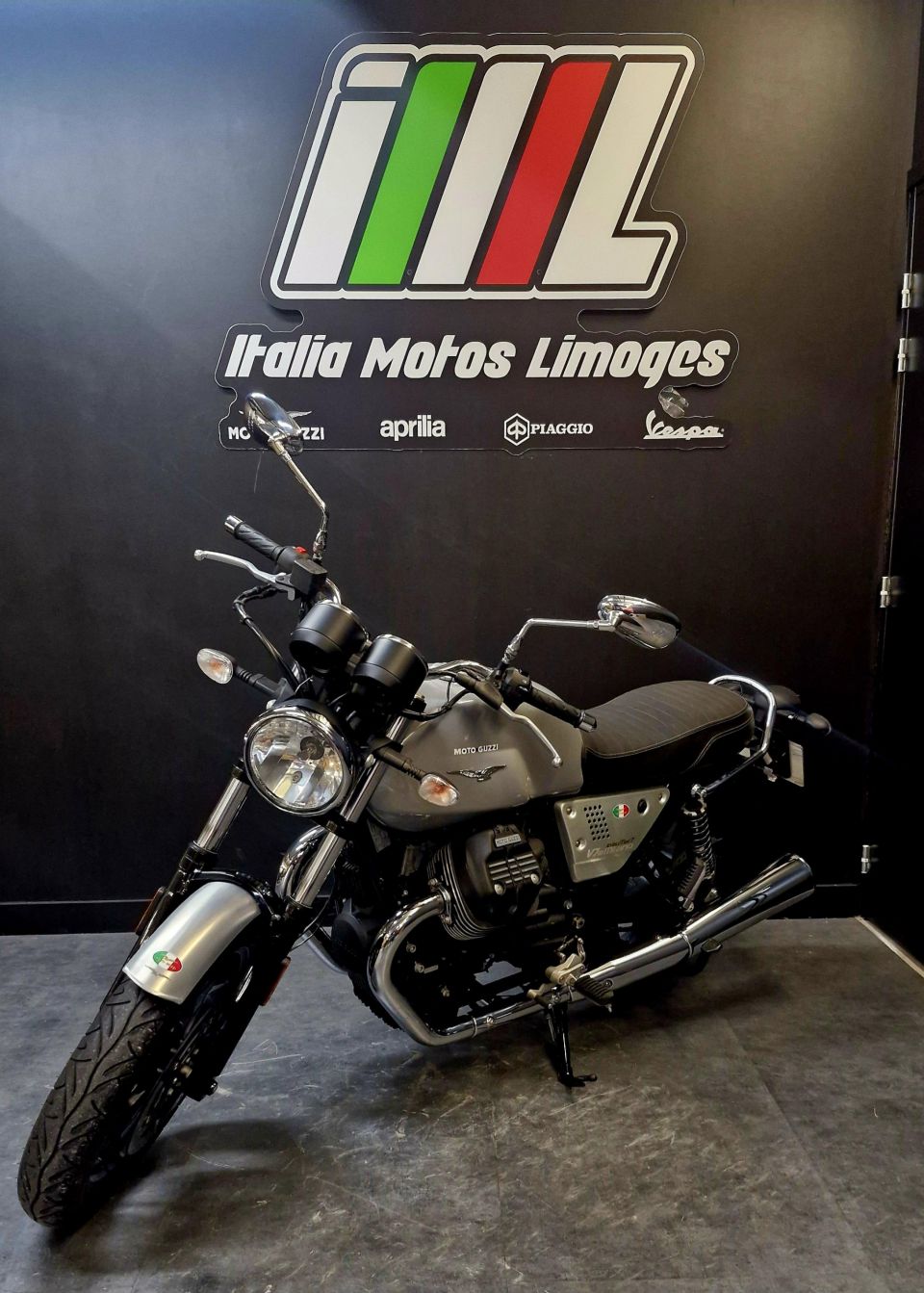 MOTO GUZZI V7 III MILANO 750 4