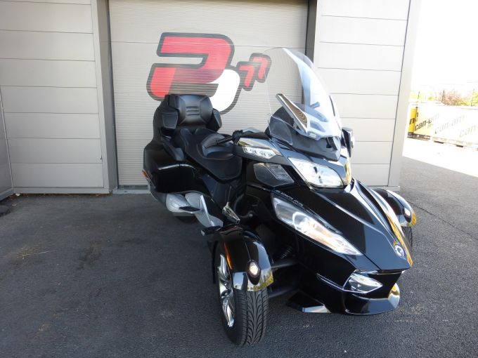 CAN-AM SPYDER RT S SE5 2010 4