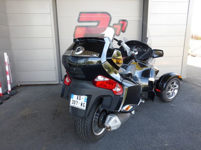 CAN-AM SPYDER RT S SE5 2010 4