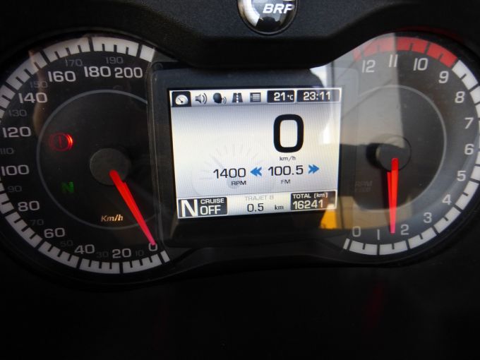 CAN-AM SPYDER RT S SE5 2010 4
