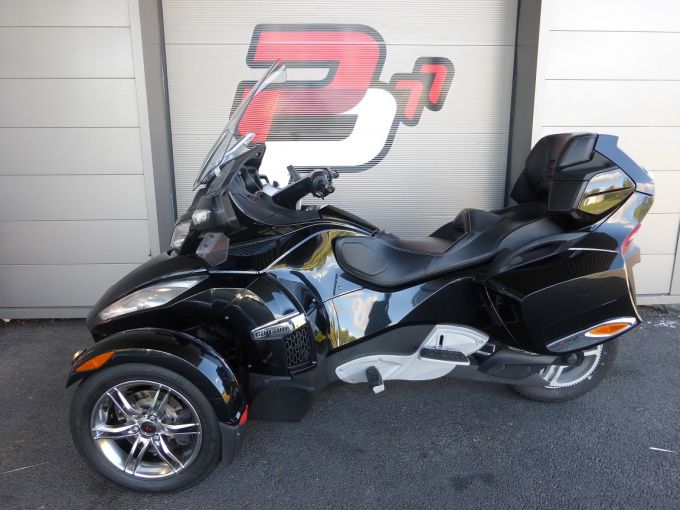 CAN-AM SPYDER RT S SE5 2010 4