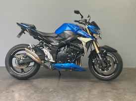 SUZUKI GSX 750 F - 2012