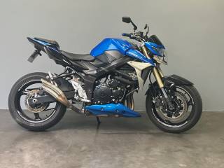 SUZUKI GSX 750 F - 2012
