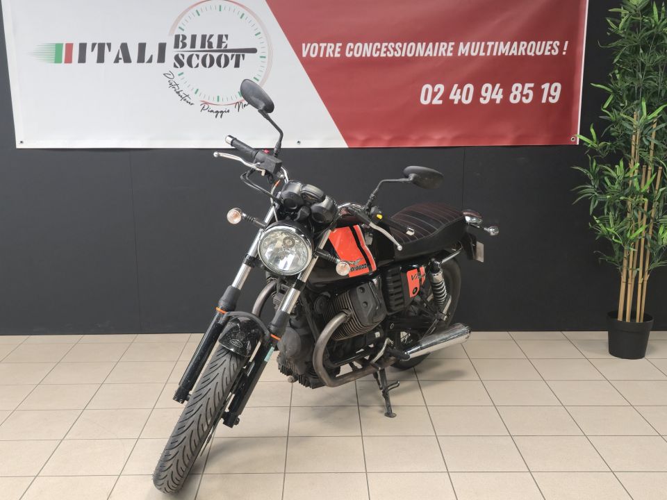MOTO GUZZI V7 SPECIAL 4