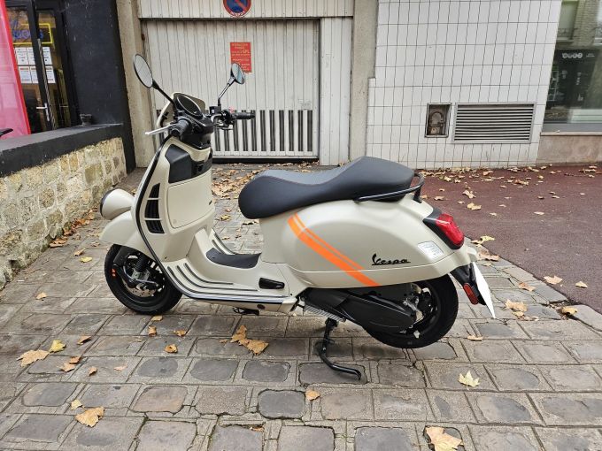 VESPA GTV 300 4