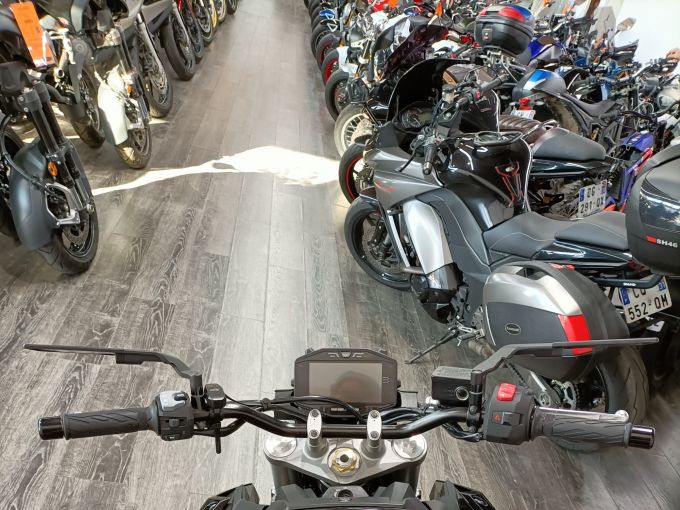 SUZUKI GSX-S 950 A2 4