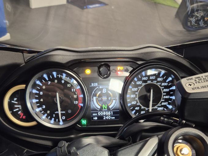 SUZUKI GSX-R 1340 HAYABUSA 4