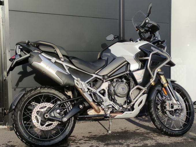 TRIUMPH TIGER 1200 RALLY EXPLORER 4